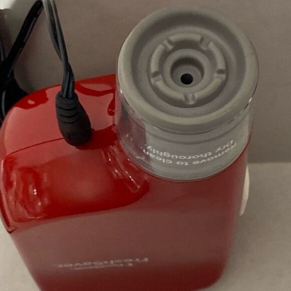 FoodSaver Vacuum Sealer FreshSaver Rechargeable Handheld Sealing System Red - Picture 6 of 9